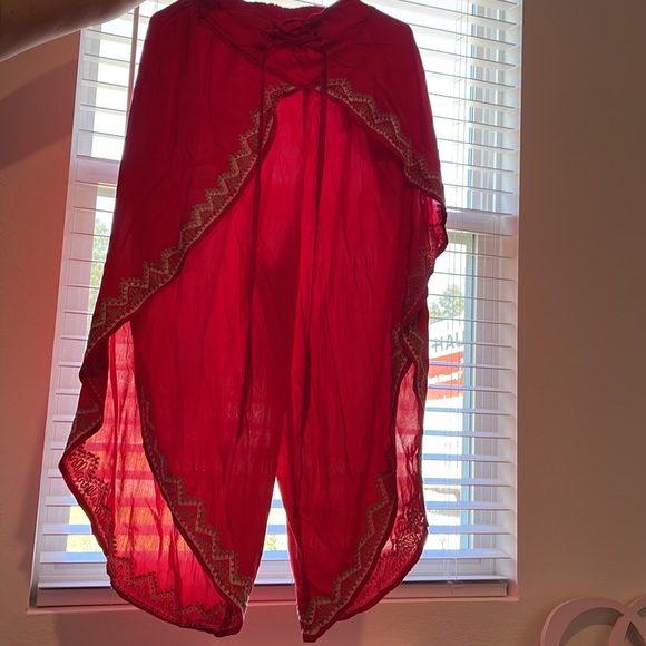 Red wide leg pants (from Singapore) - Picture 7 of 7